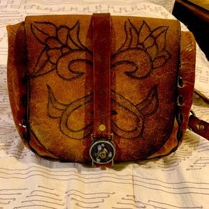 Cool, unique vintage leather purse.